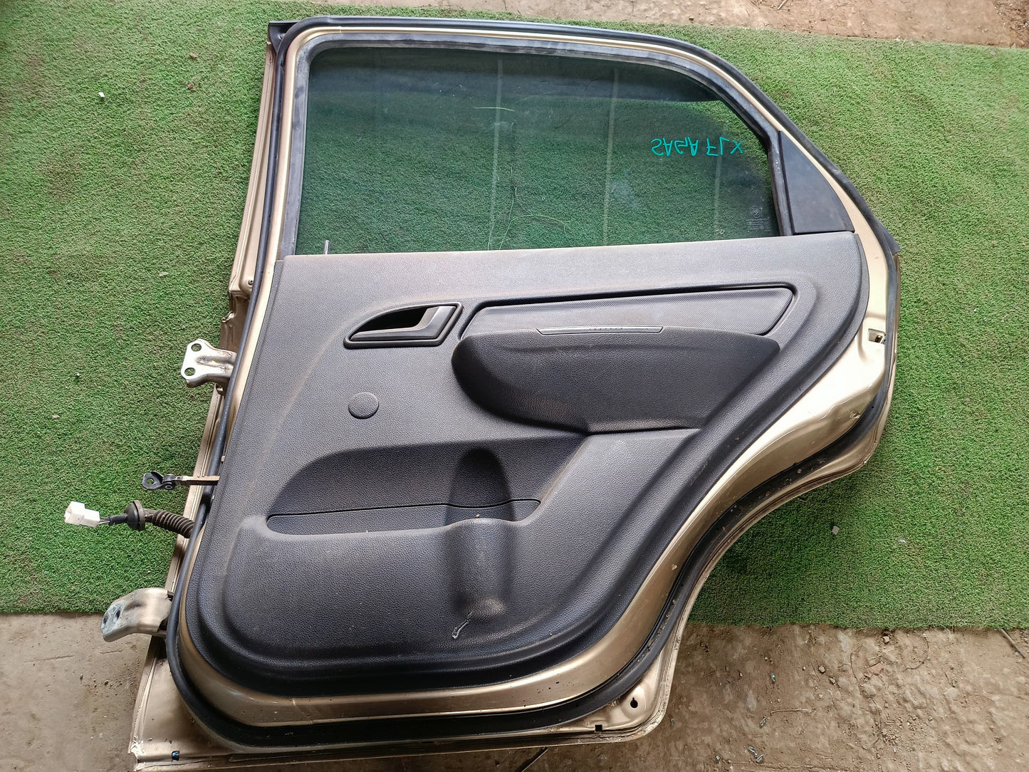 PROTON SAGA FLX DOOR PANEL RRH COMPLETE GOLD (DP00255)