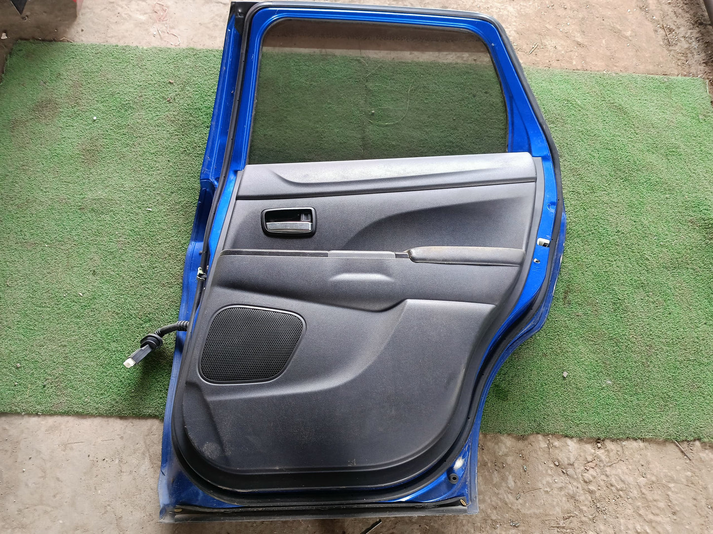 MITSUBISHI ASX DOOR PANEL RRH COMPLETE BLUE (DP00256)