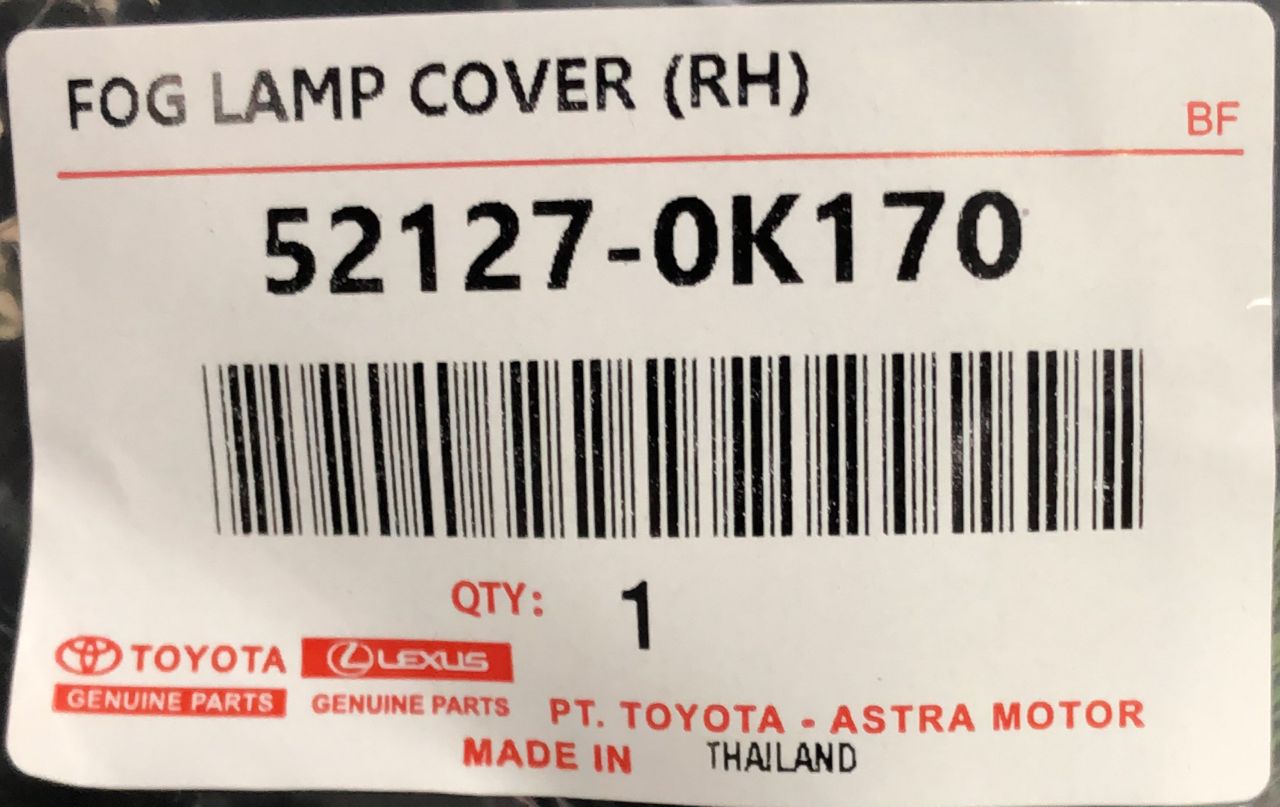 TOYOTA HILUX REVO GUN125,GUN126 FOG LAMP COVER RH (52127-0K170)