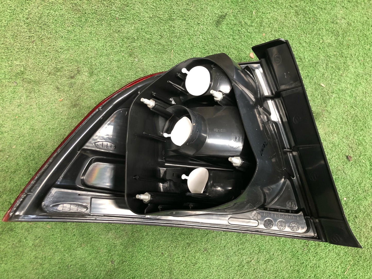 PROTON SAGA BLM 1.3 N-LINE 2008 TAIL LAMP RH (PRB01A-4036A-RNNA)