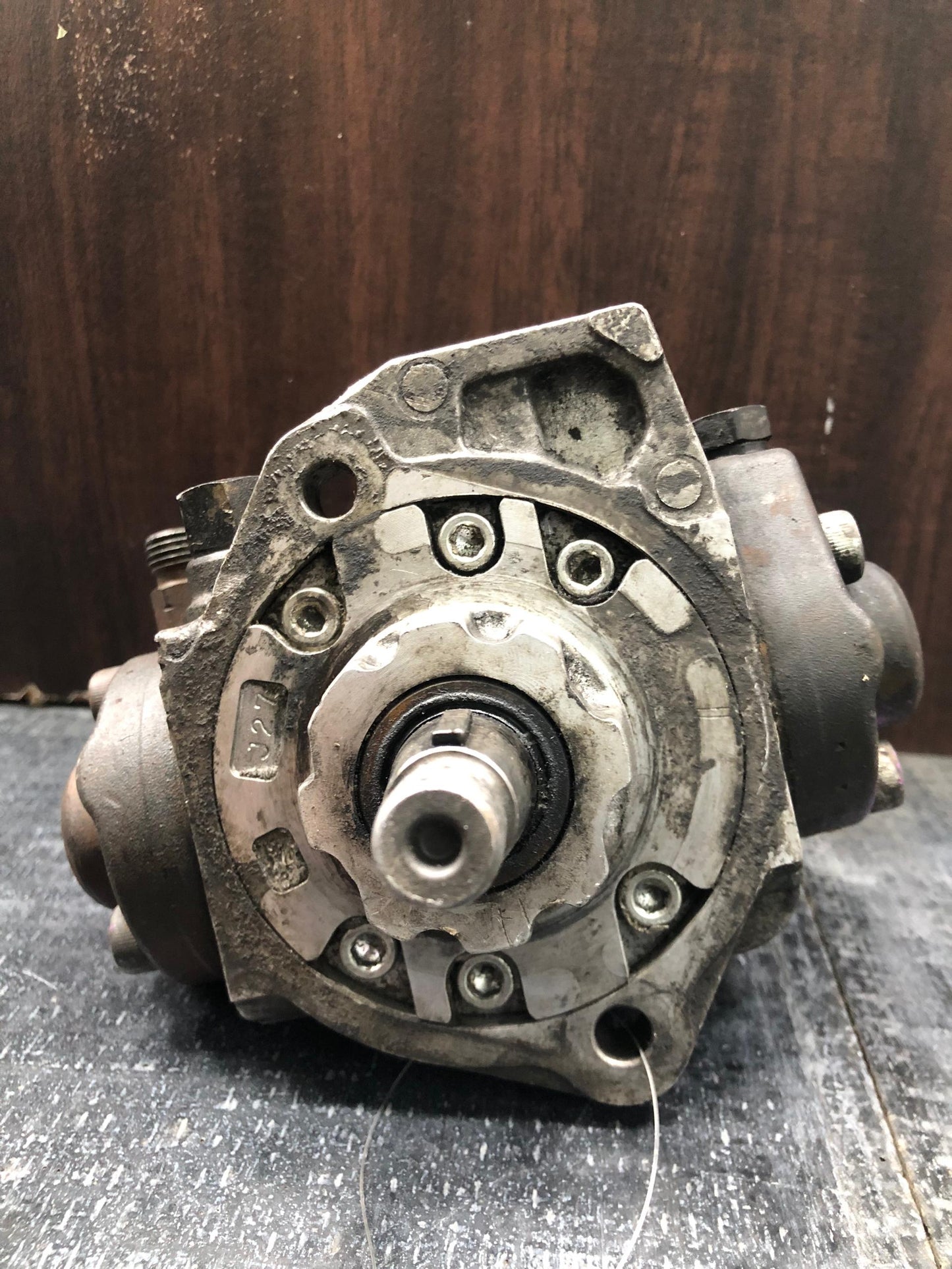 ISUZU DMAX ITEQ 3.0 FUEL PUMP (294000-0237)