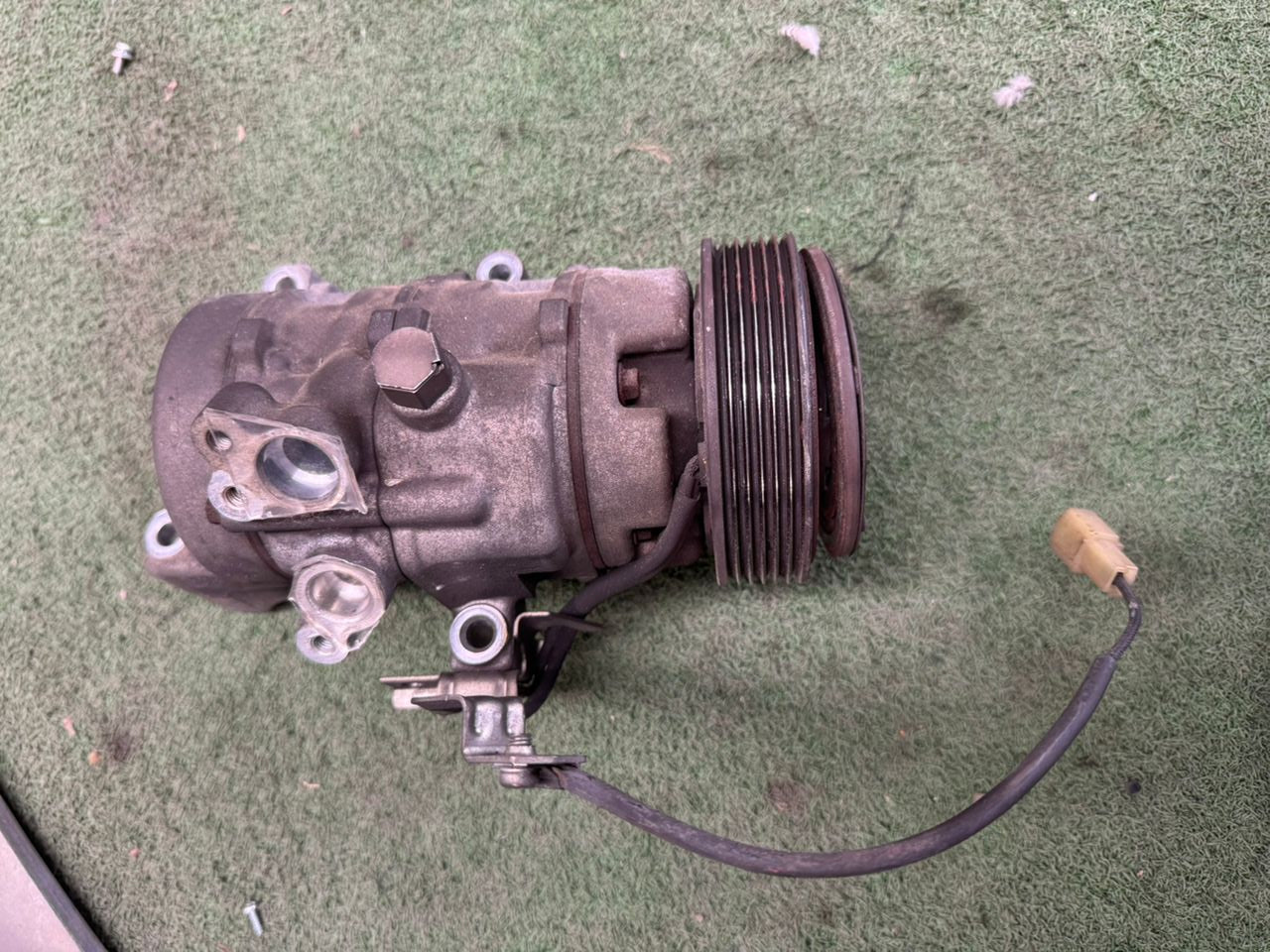 PERODUA BEZZA COMPRESSOR (X1447260-9720)