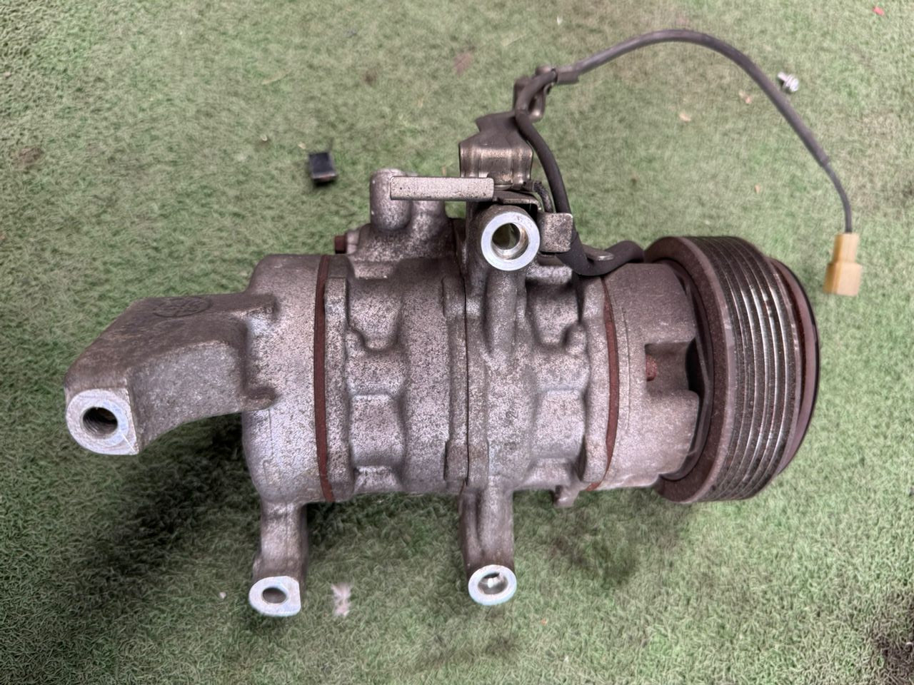PERODUA BEZZA COMPRESSOR (X1447260-9720)