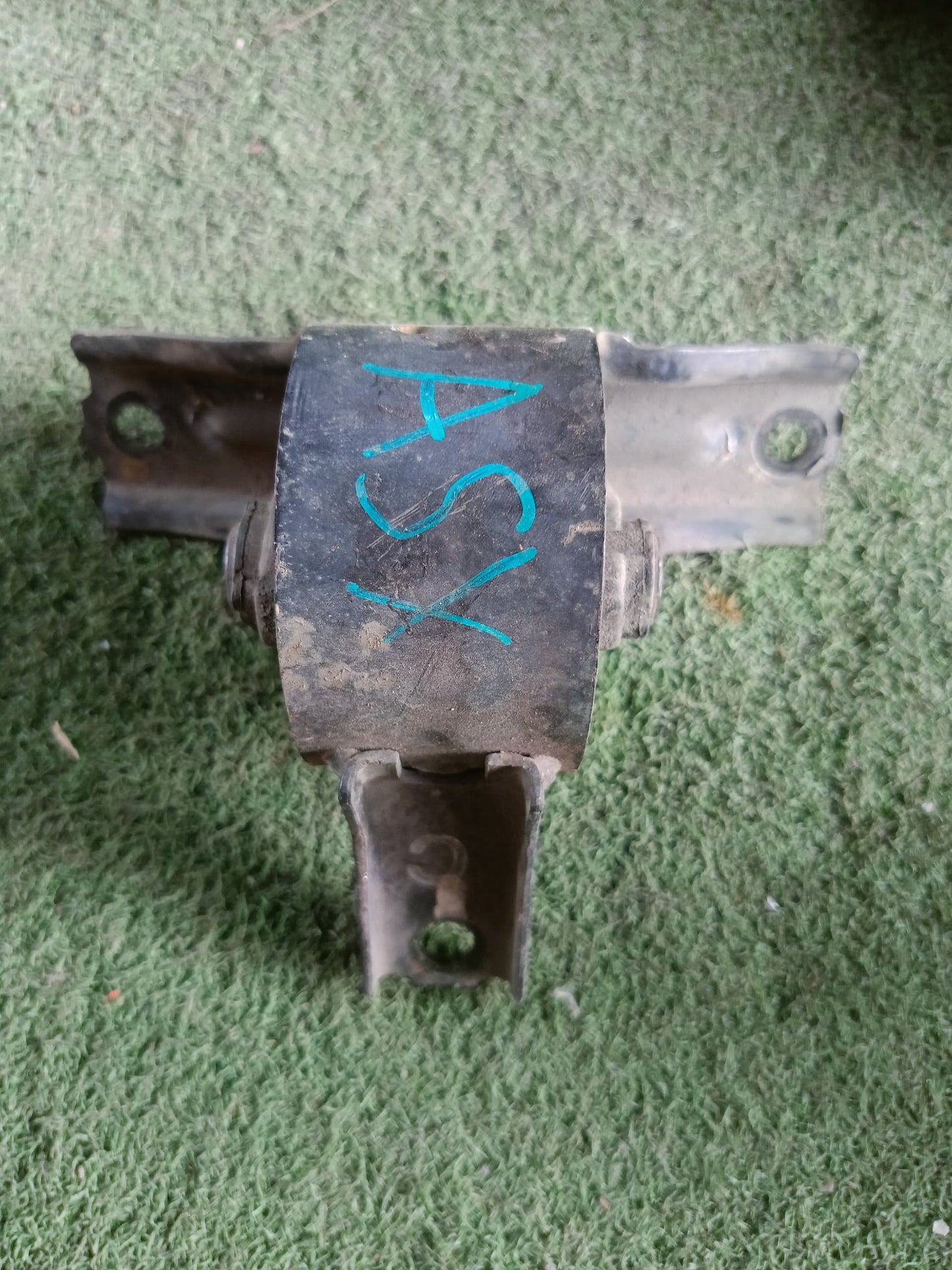 MITSUBISHI ASX ENGINE MOUNTING REAR (EM0063)