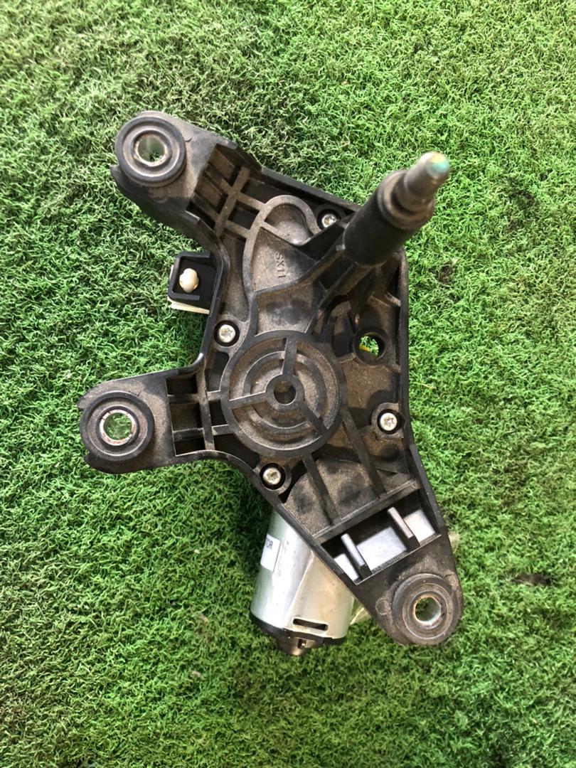 TOYOTA PRIUS REAR WIPER MOTOR (WM00008)