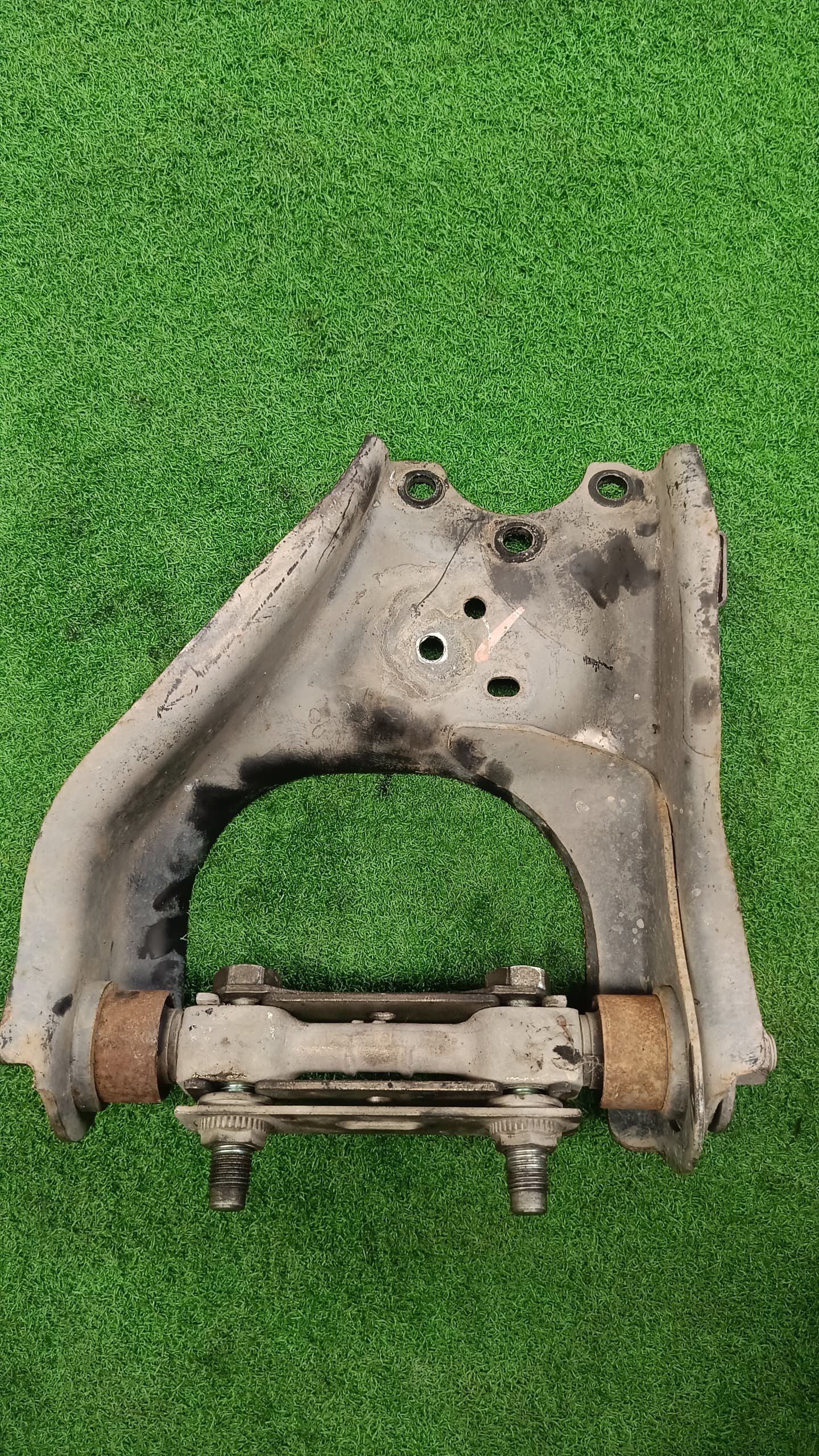ISUZU DMAX ITEQ 3.0 UPPER ARM RH (UA002)