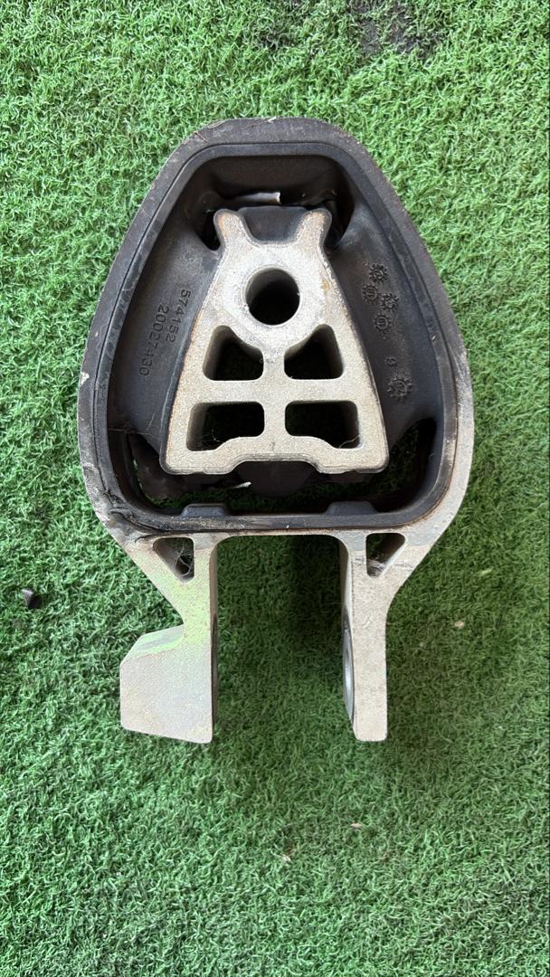 PROTON X50 ENGINE MOUNTING (EM0068)