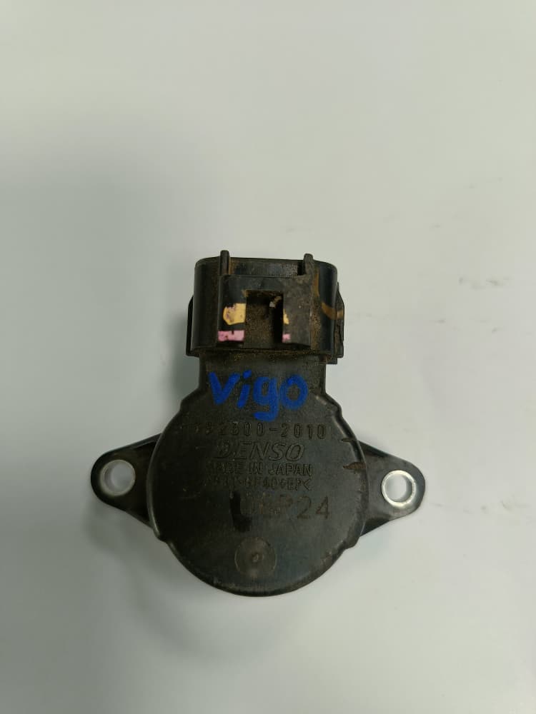 TOYOTA HILUX VIGO UN25 D4D THROTTLE BODY SENSOR (192300-2010)