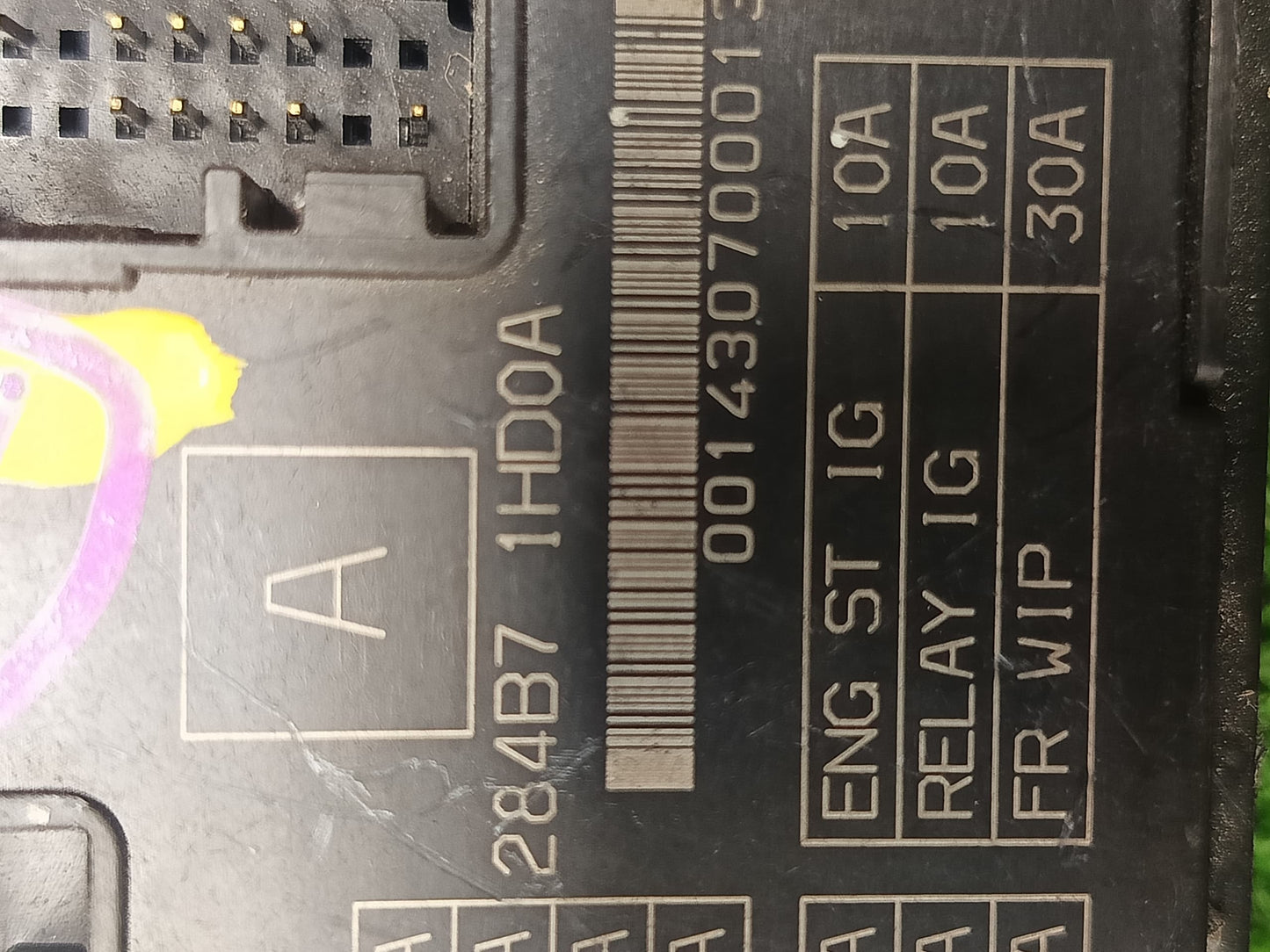 NISSAN ALMERA N17 FUSE BOX ECU (284B7 1HD0A)