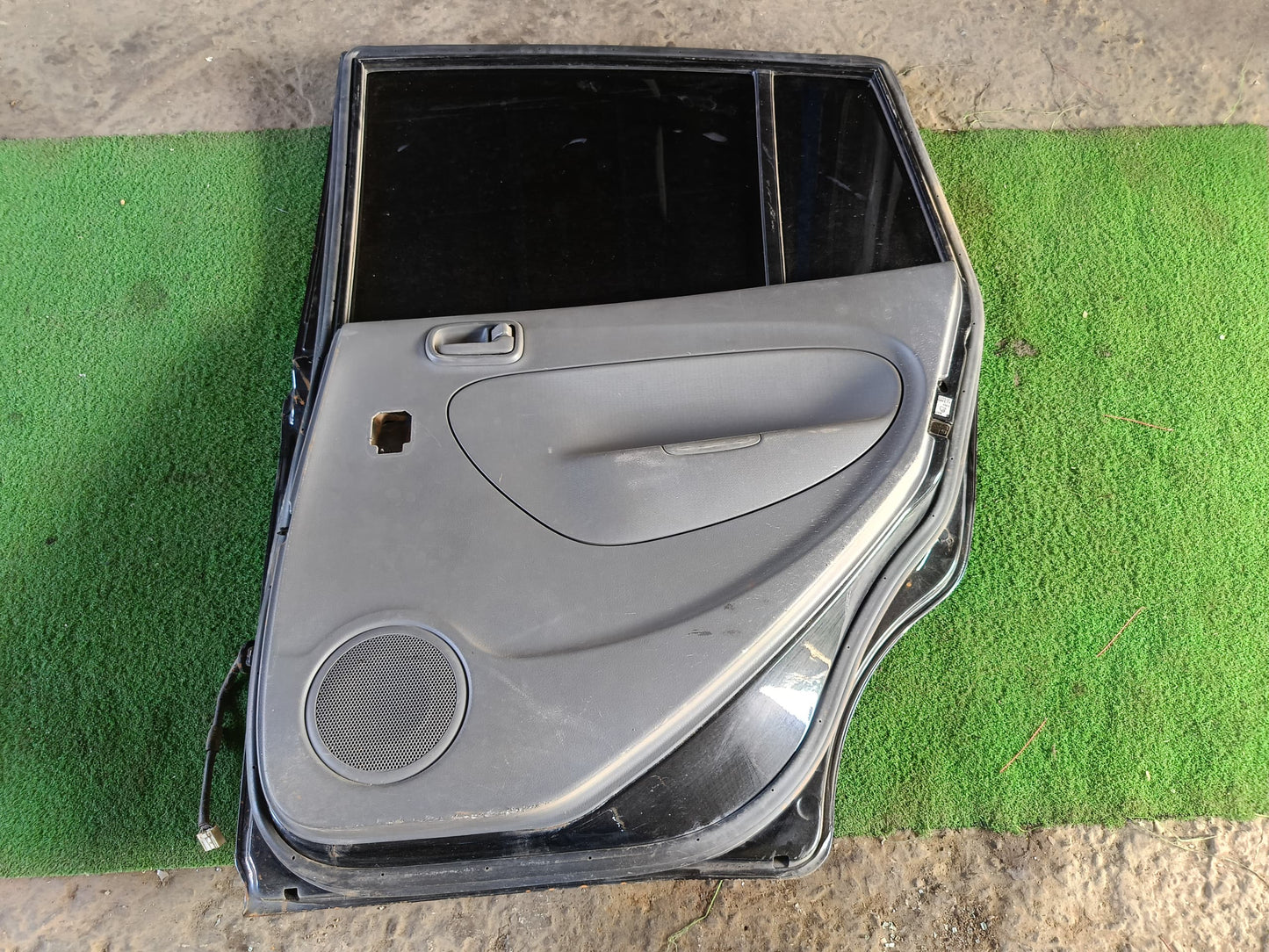 PERODUA VIVA DOOR PANEL RRH KOSONG BLACK (DP00192)
