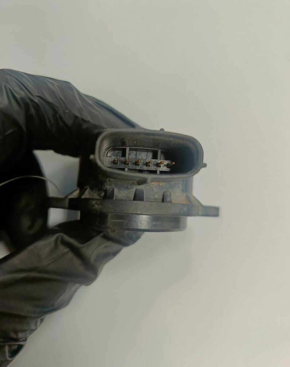 TOYOTA HILUX VIGO KUN25 6PIN THROTTLE BODY SENSOR (89457-52010)