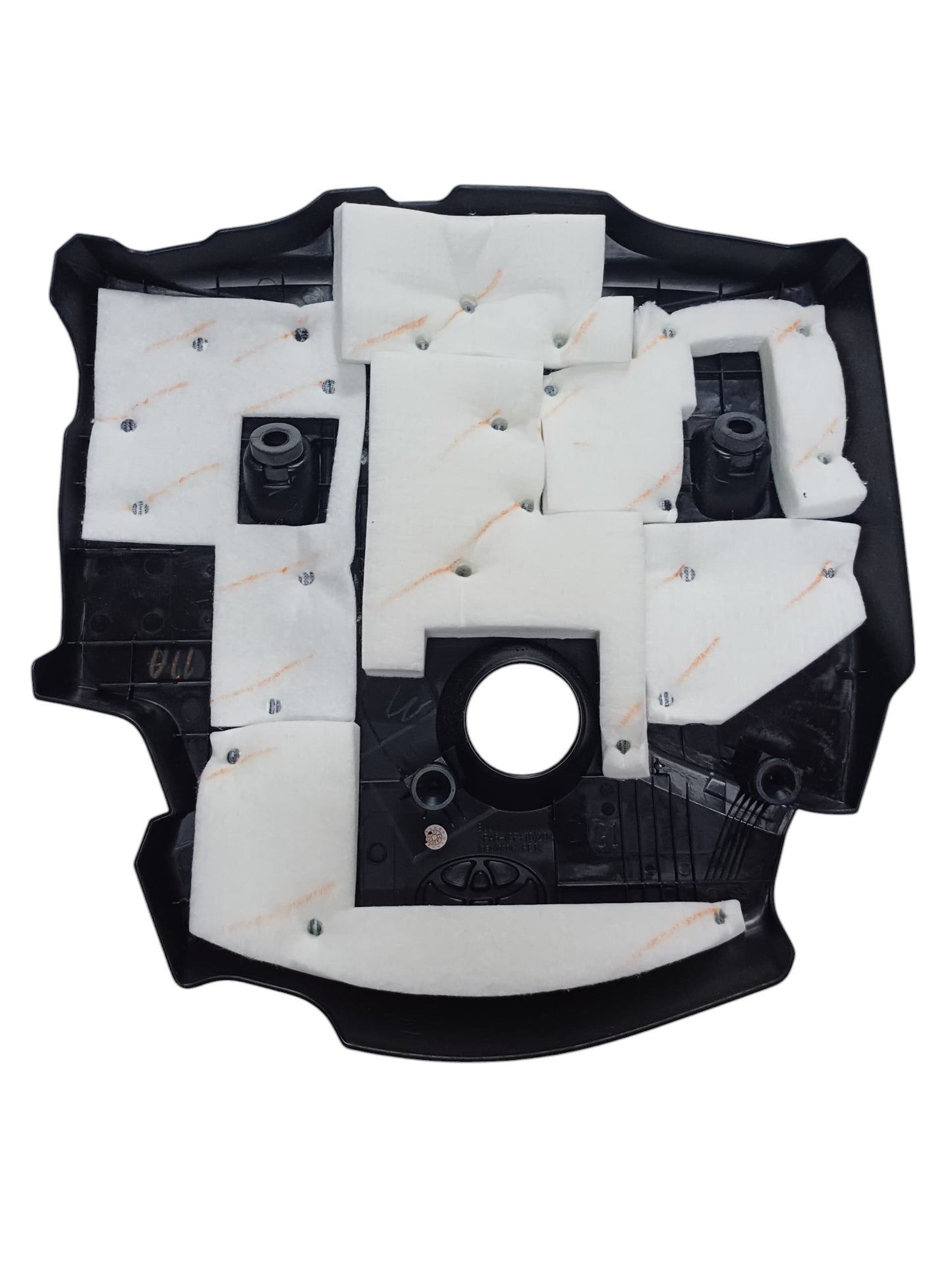 TOYOTA REVO GUN125 ENGINE TOP COVER 12601-0E010 (NEW)