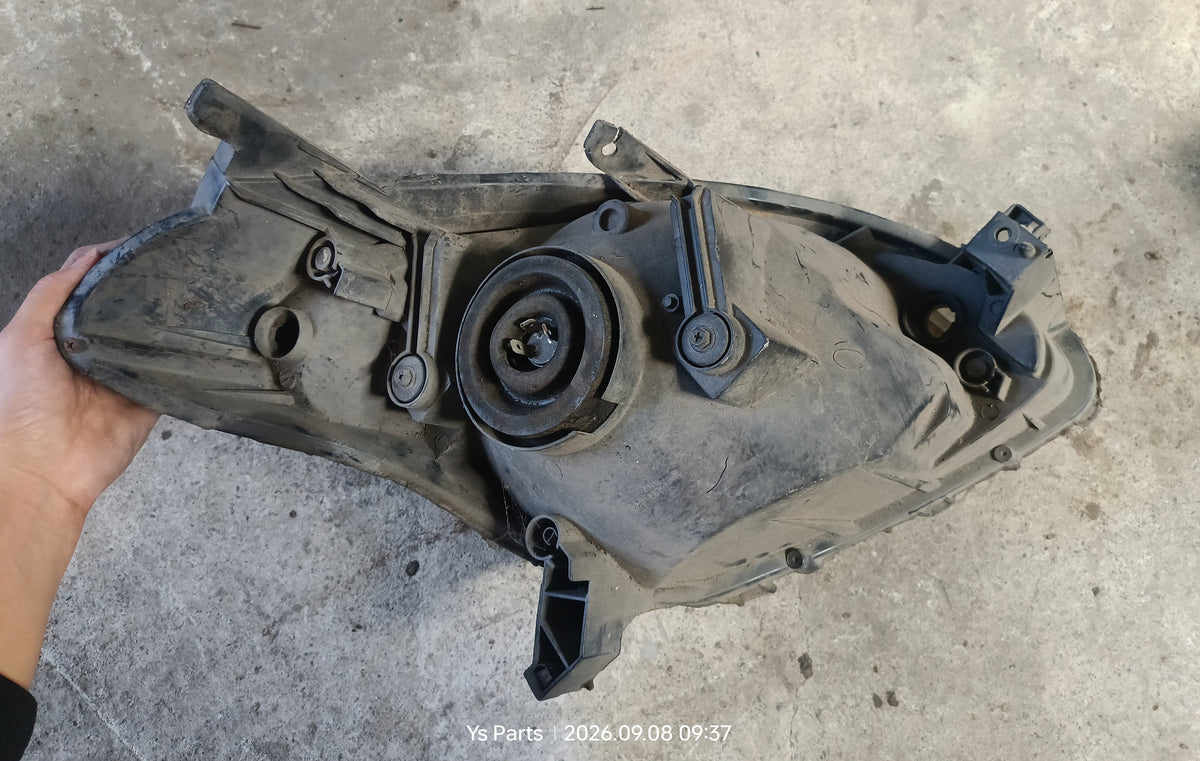 PERODUA MYVI HEADLAMP LH (HL0145) PATAH KAKI