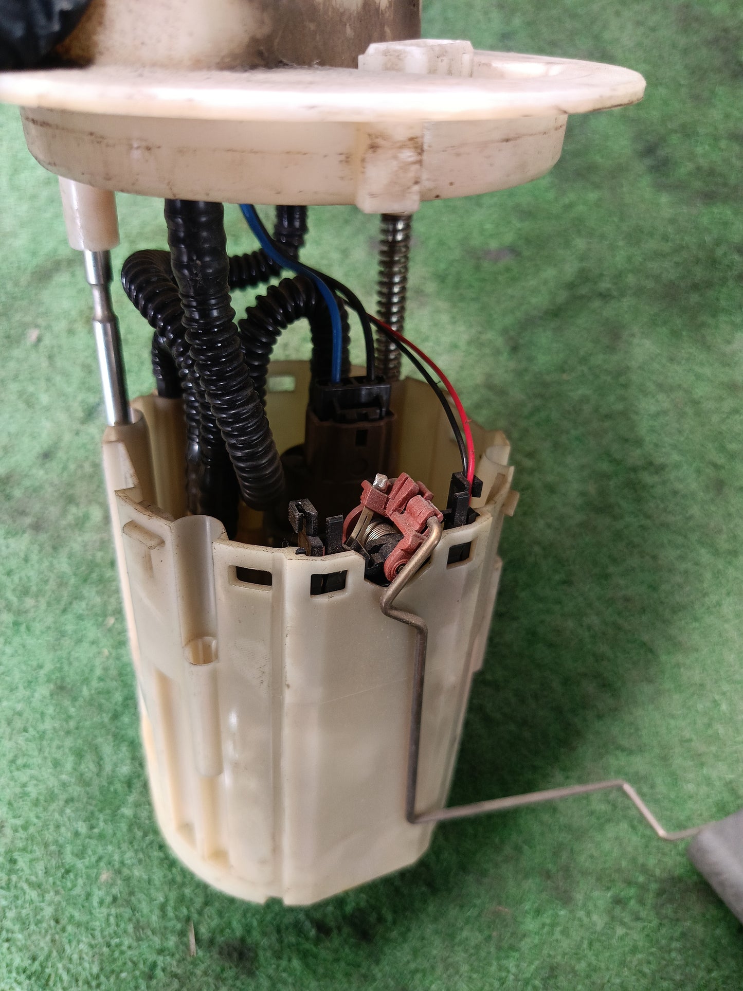 PROTON SAGA VVT/BLM/FLX FUEL PUMP (F01R00S304)