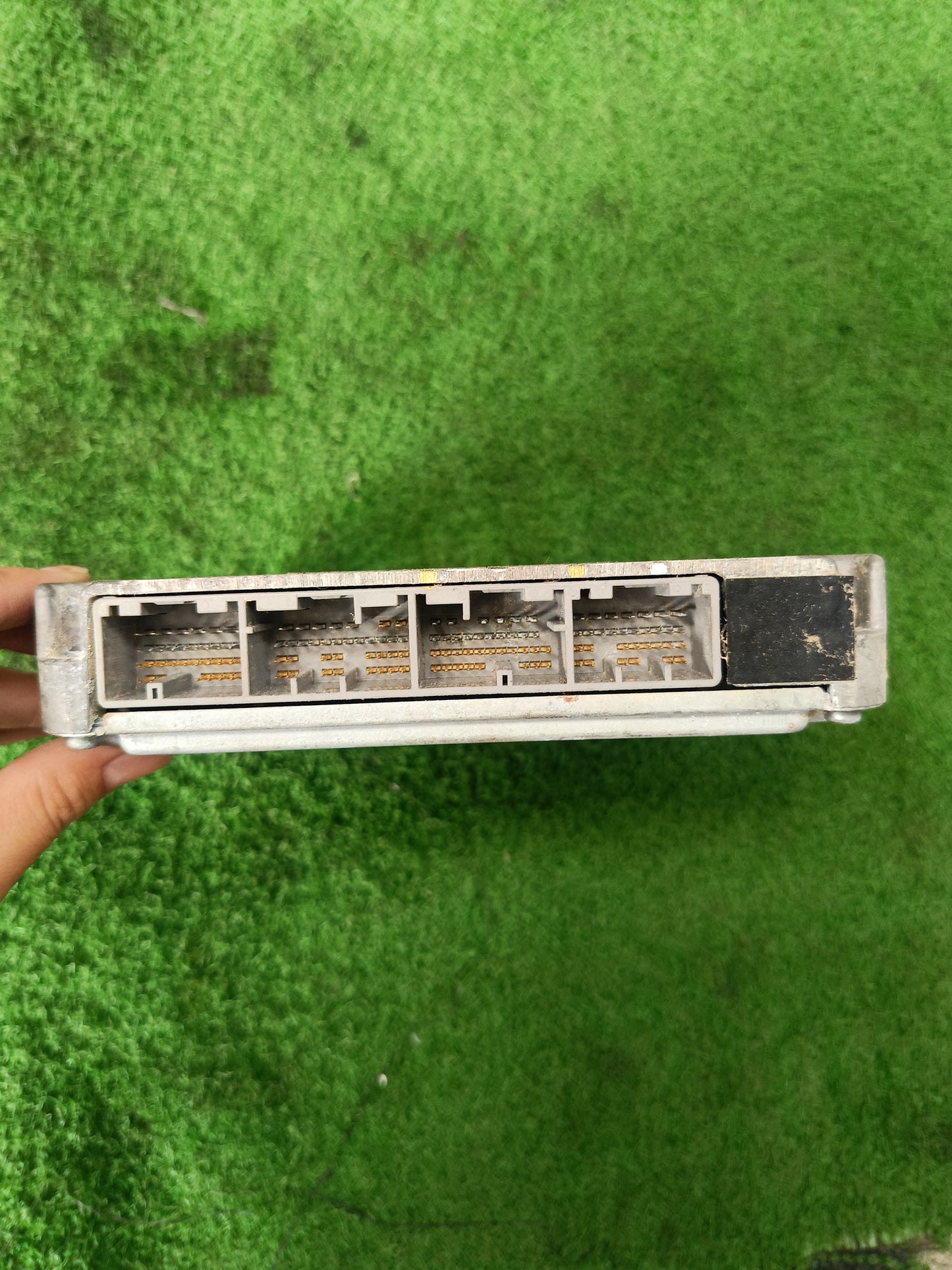TOYOTA HILUX VIGO ENGINE CONTROL UNIT ECU (89661-0KX80)