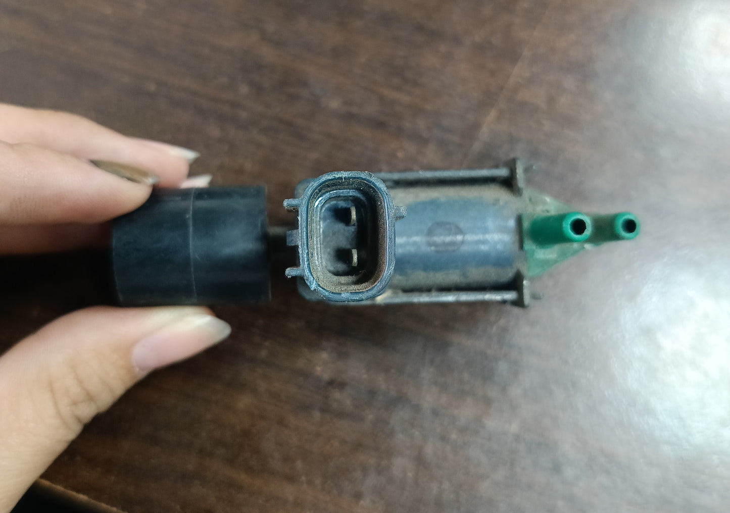 ISUZU NKR77 4JH1 EGR CONTROL VACUUM VALVE (8-97171030-0)