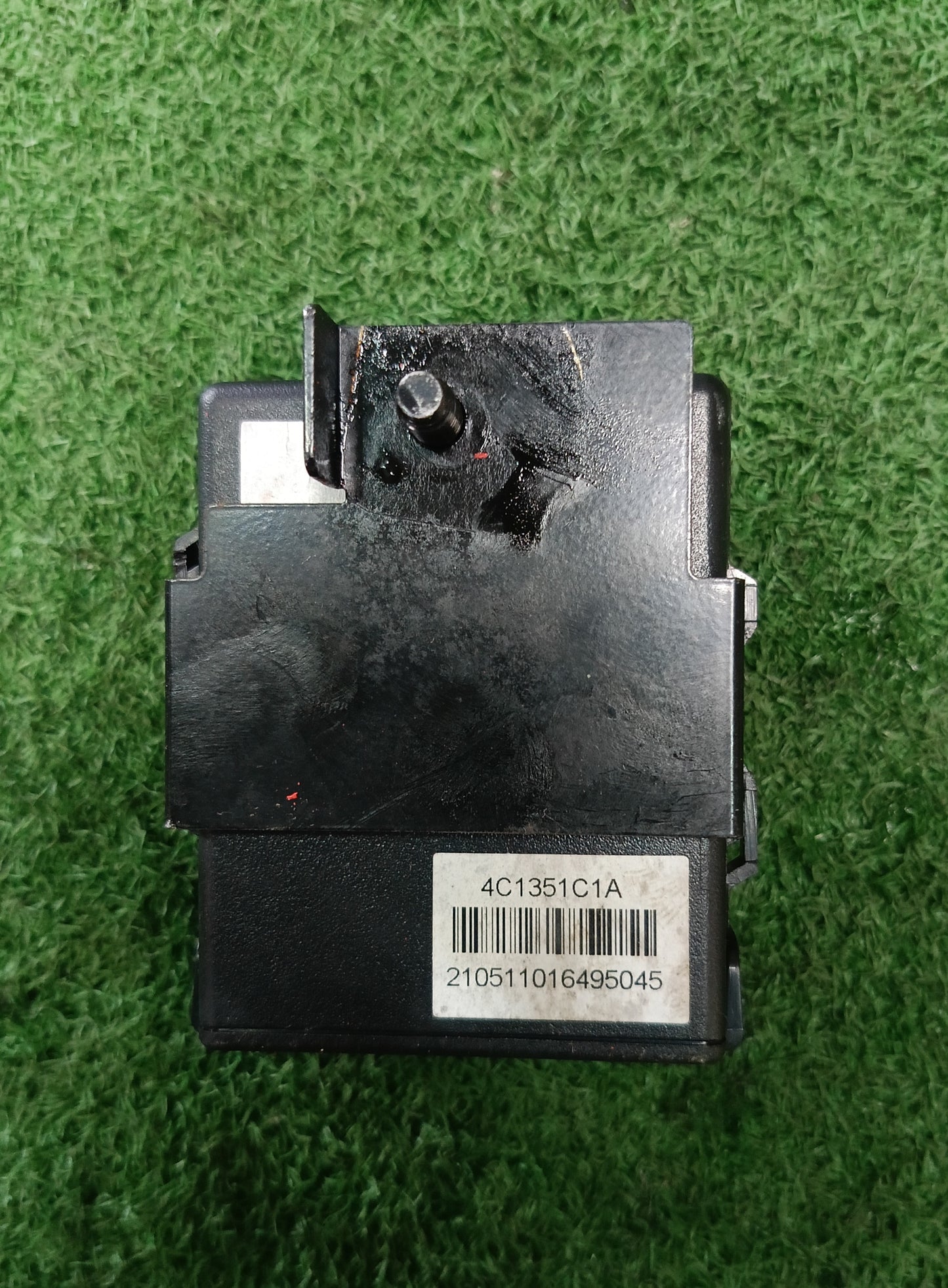 MITSUBISHI TRITON ECU (CSE) (4C1351C1A)
