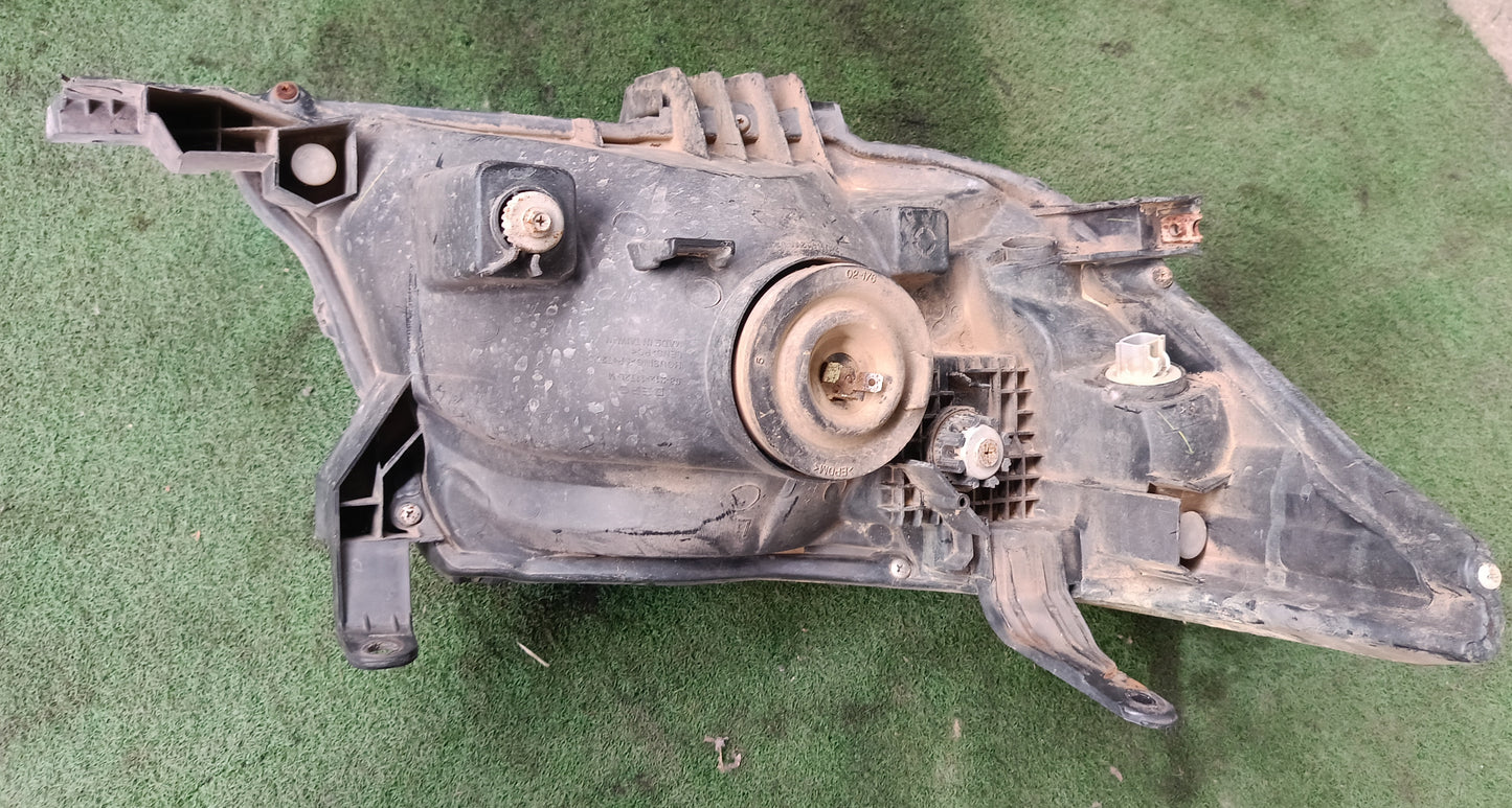 TOYOTA VIGO HEAD LAMP LH (HL00105)