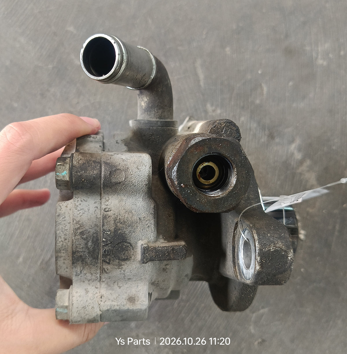 TOYOTA HILUX VIGO STEERING PUMP (SP0043)