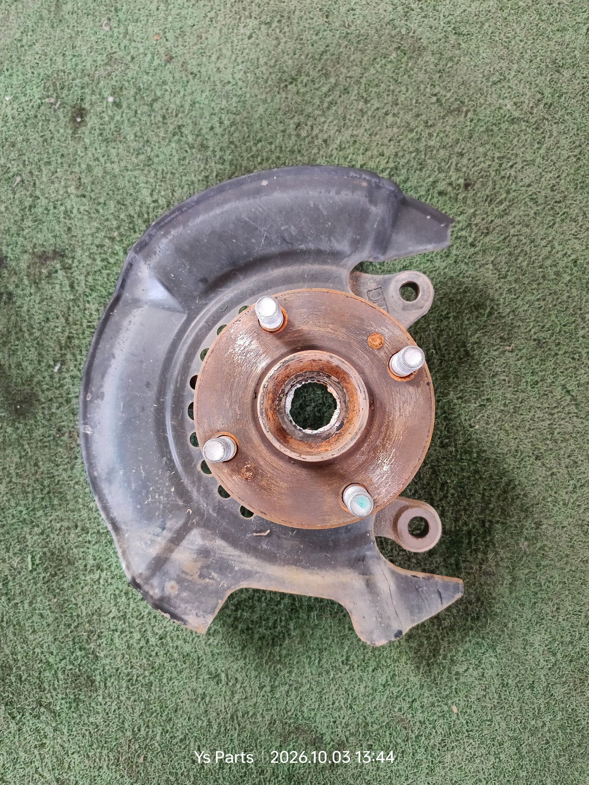 PERODUA ATIVA KNUCKLE ARM RH (KA108)