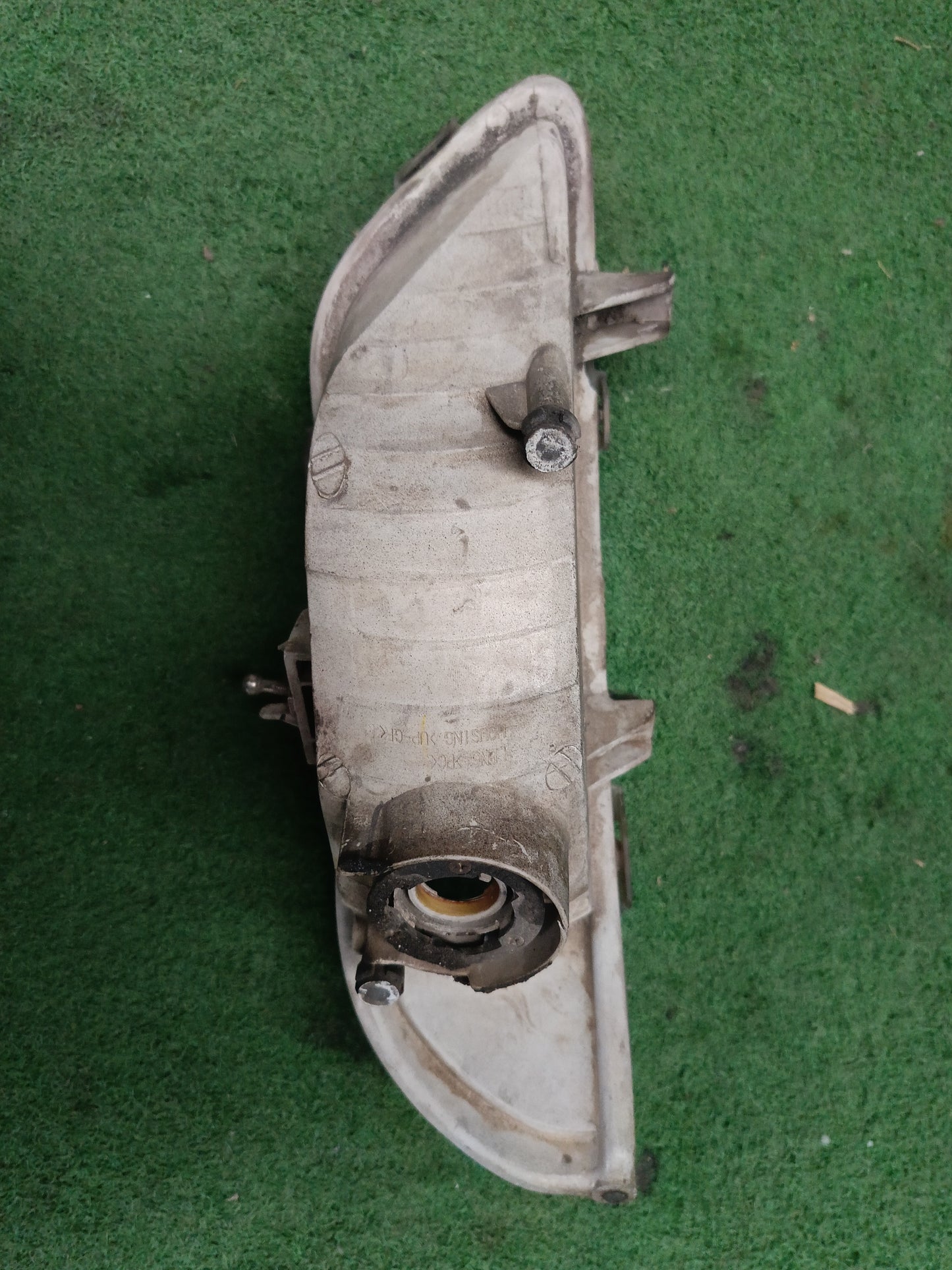 TOYOTA CAMRY ACV30 2005 FRONT FOG LAMP RH (FL0003)