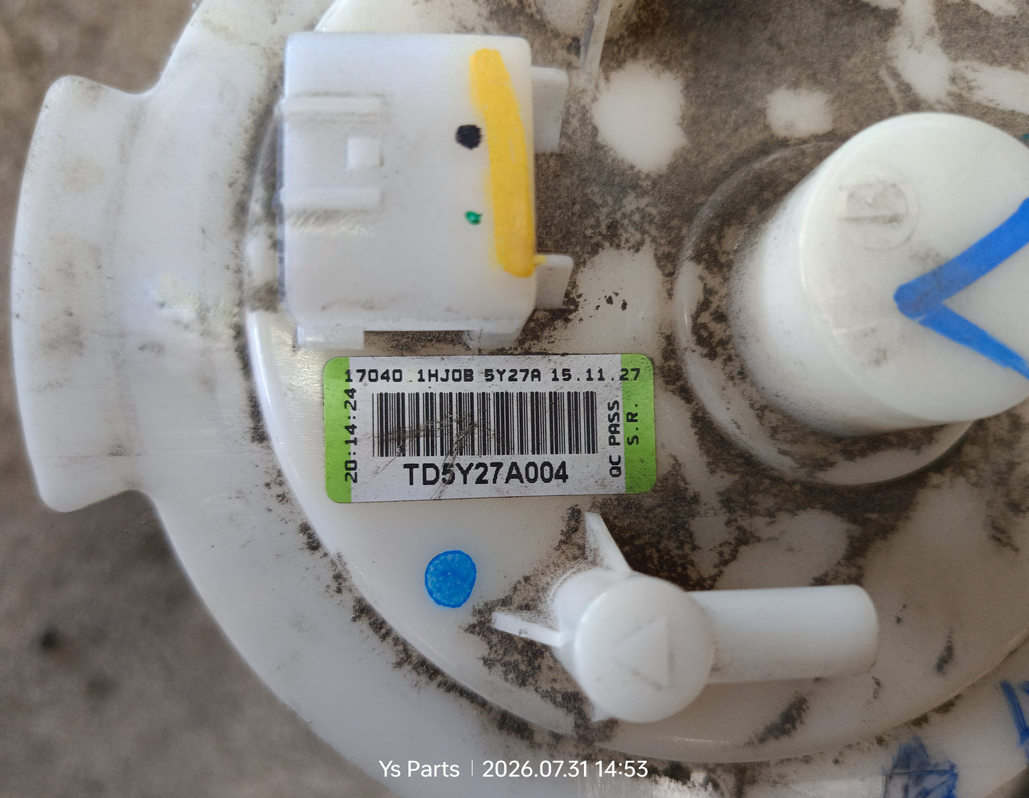 NISSAN SERENA FUEL PUMP (17040-1HJ0B)