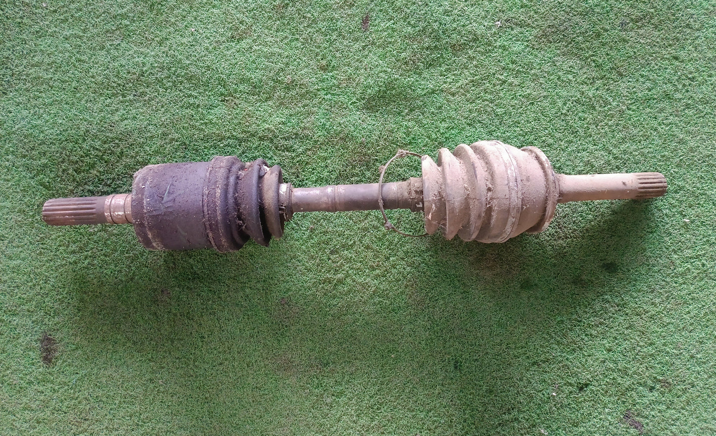 ISUZU DMAX 3.0 4WD DRIVE SHAFT (DS0068)
