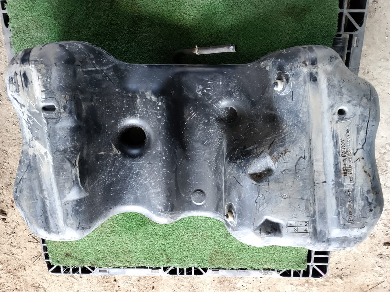 NISSAN X-TRAIL T32 FUEL TANK (FT00002)