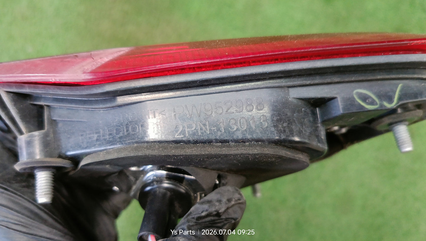 PROTON SAGA VVT TAIL LAMP RH (PW952988)