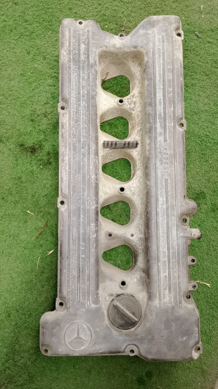 MERCEDES BENZ M110 VALVE COVER (VC00023)