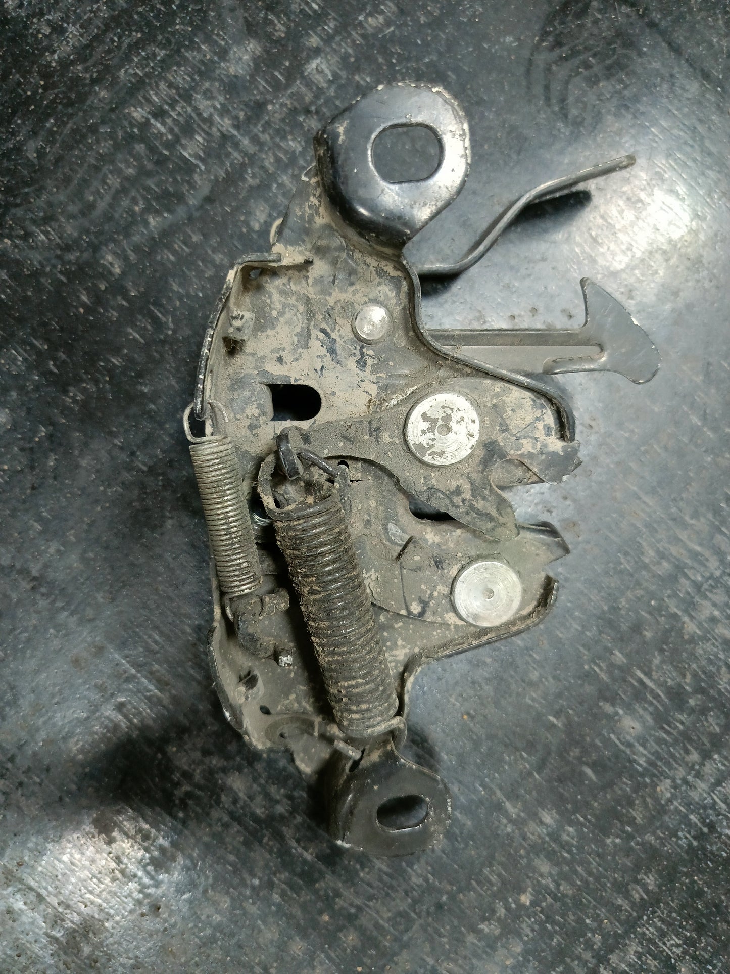 NISSAN LIVINA L11 2009 FRONT BONNET LOCK (BL00021)