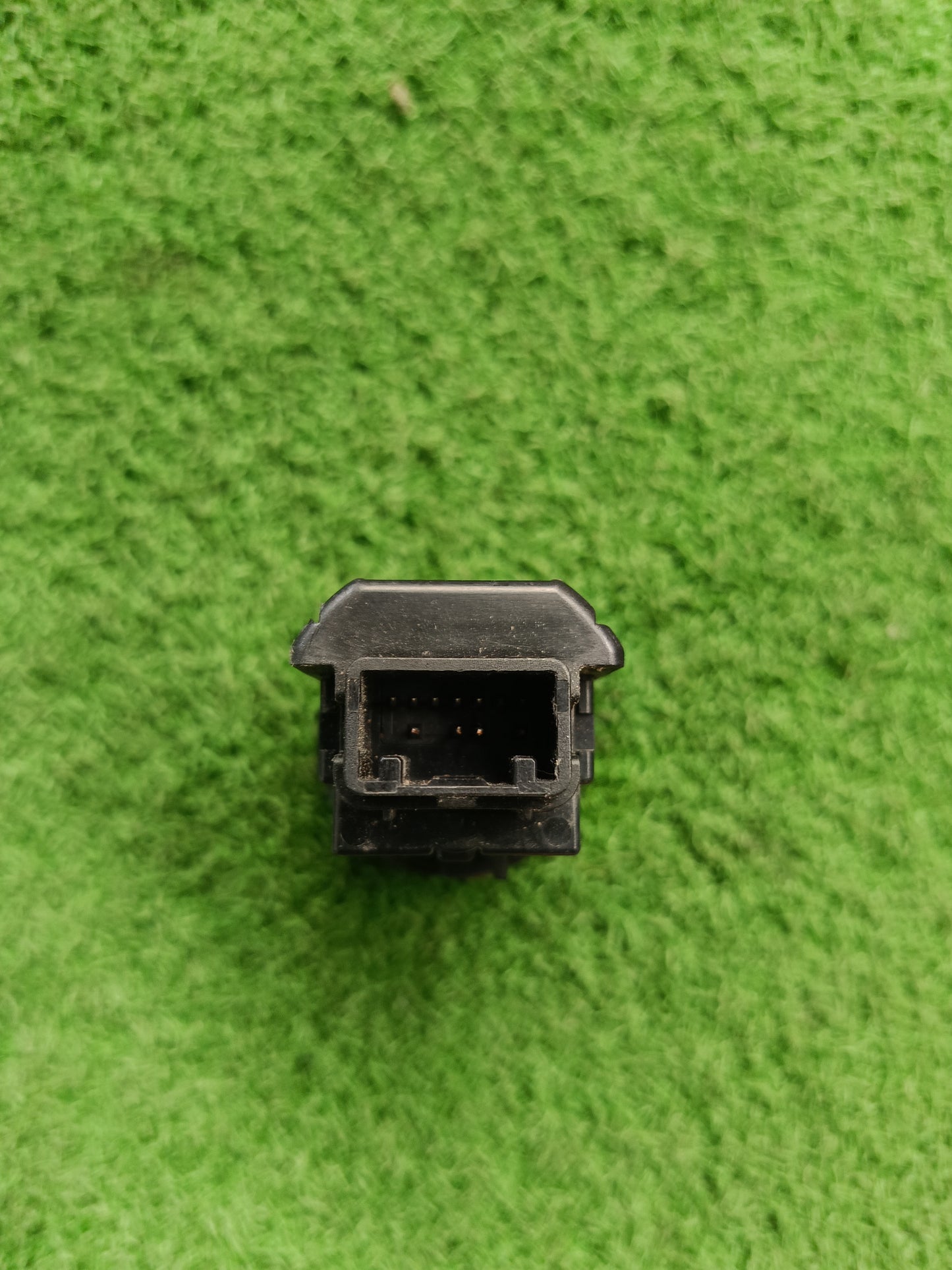 TOYOTA ESTIMA ACR50 PUSH START BUTTON (85417151500)