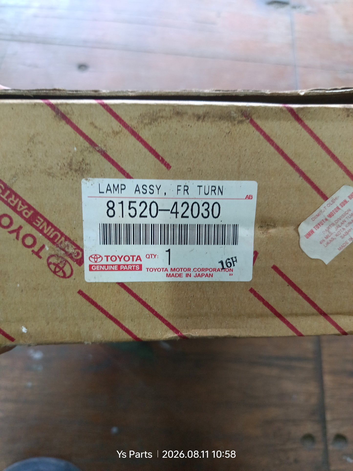TOYOTA RAV4 SIGNAL LAMP RH (NEW) (81520-42030)