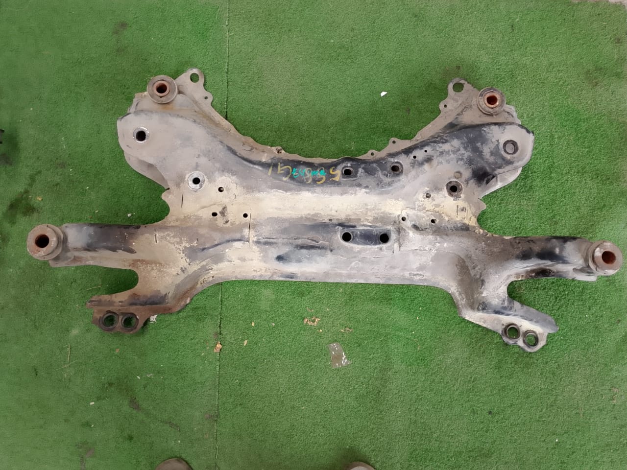 TOYOTA ESTIMA ACR50 CROSSMEMBER (U) (CMB033)
