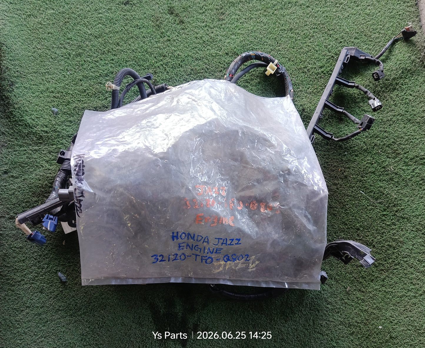 HONDA JAZZ ENGINE WIRING (32120-TF0-Q802)