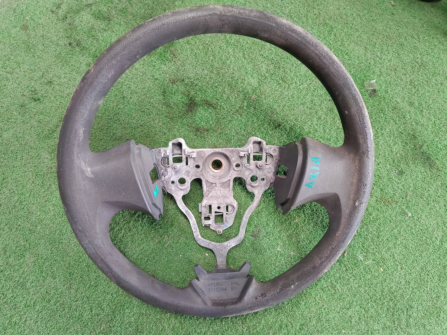 PERODUA AXIA STEERING WHEEL (SW00106)