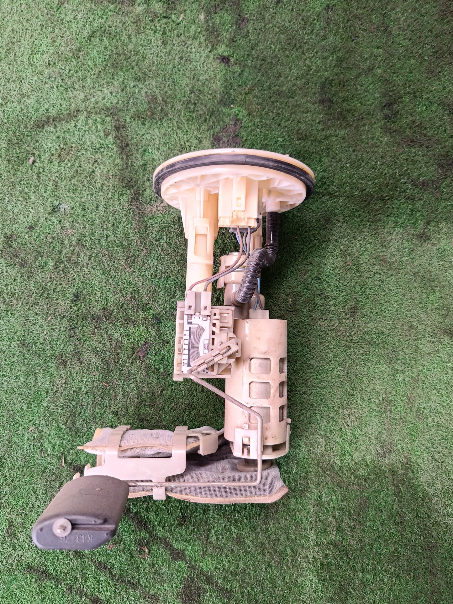 PERODUA AXIA FUEL PUMP (23210-BZ240)