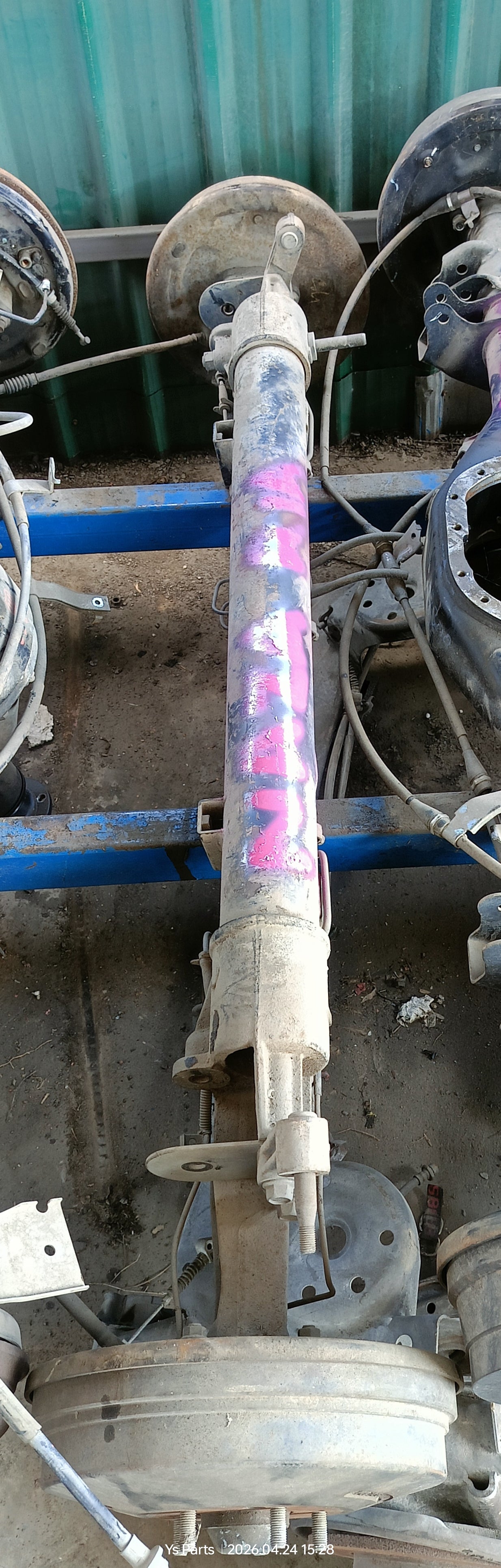 NAZA RIA REAR AXLE (RA0028)