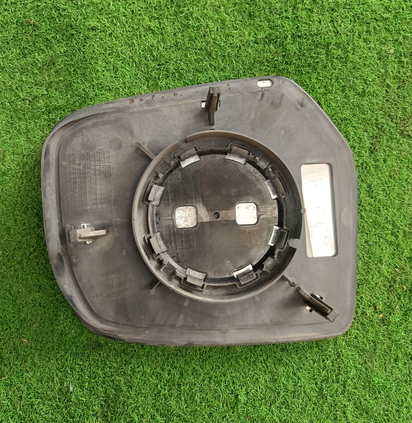 FORD RANGER T6 SIDE MIRROR GLASS LH (SMG034)