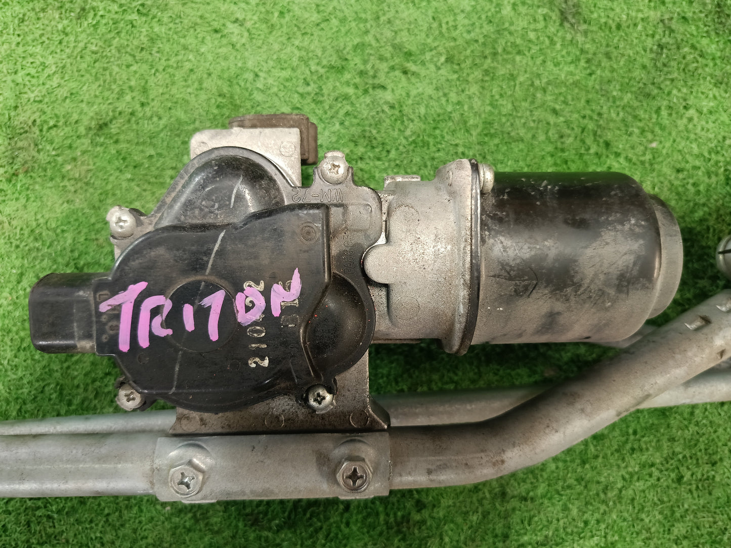 MITSUBISHI TRITON WIPER MOTOR (WM00010)