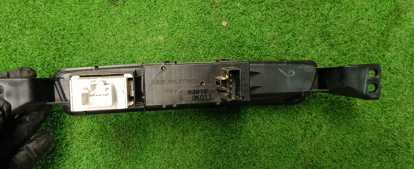 TOYOTA VIGO DIGITAL CLOCK (83910-0K011)