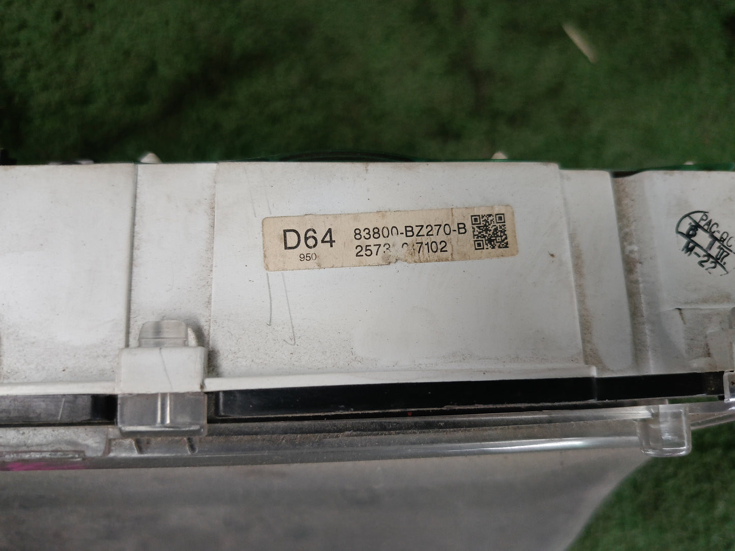 TOYOTA AVANZA D64 METER (83800-BZ270-B)