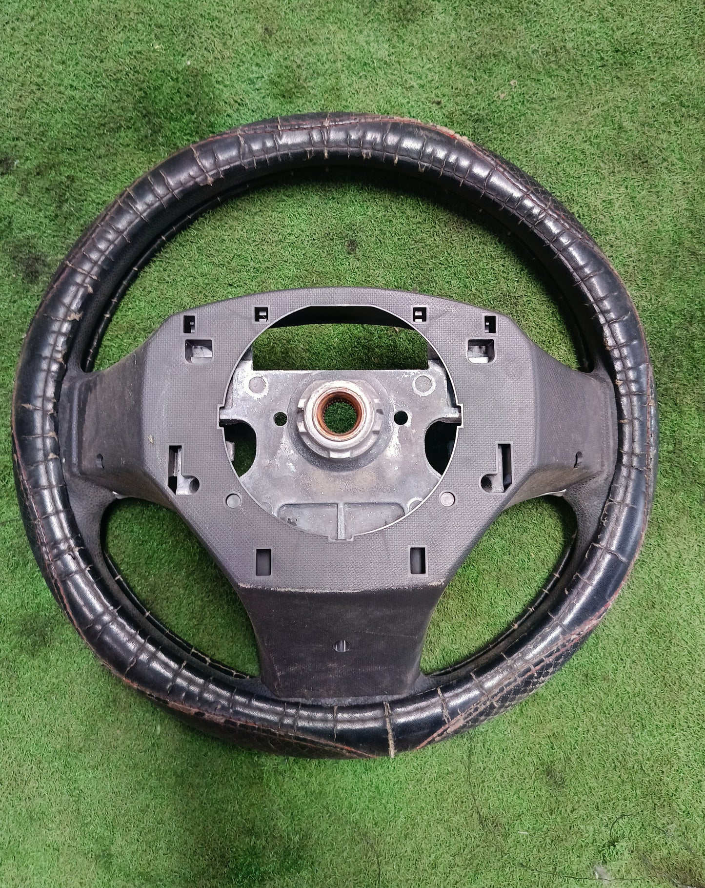 PERODUA BEZZA STEERING WHEEL (SW00116)