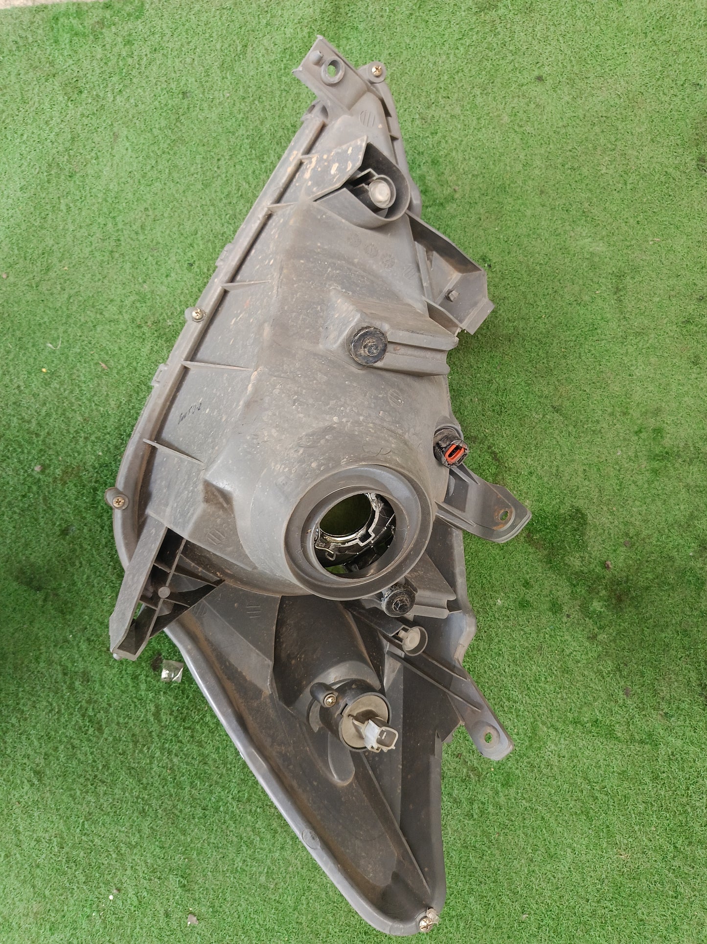 TOYOTA AVANZA HEAD LAMP RH (HL0091)