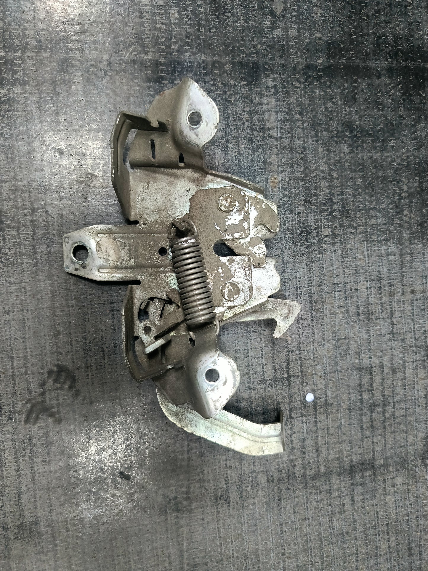 PROTON GEN 2 PERSONA FRONT BONNET LOCK (BL00038)