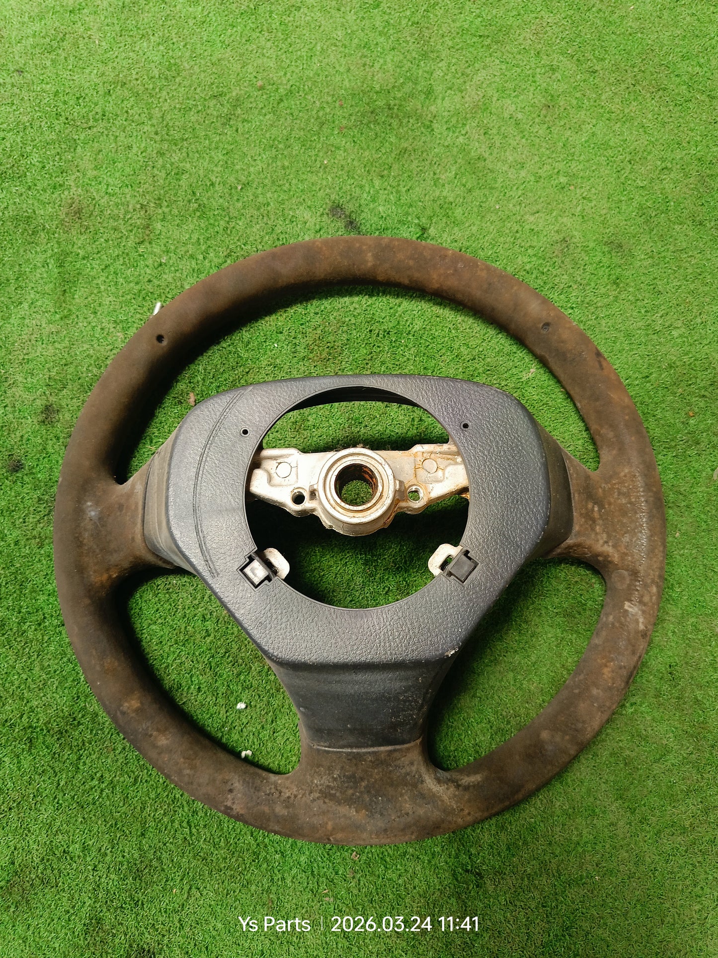 TOYOTA VIOS NCP42 STEERING WHEEL (SW00119)