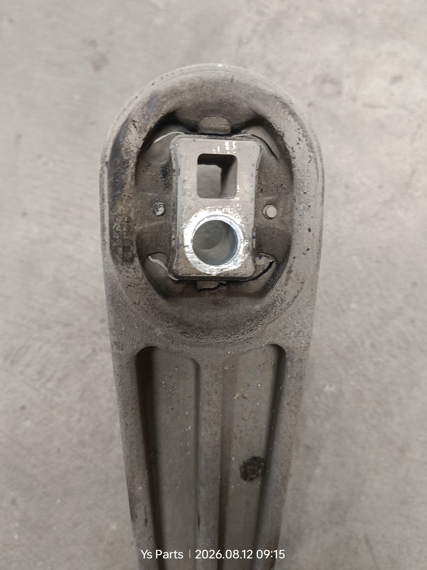 PROTON IRIZ CROSSMEMBER REAR MOUNTING (EM0086)