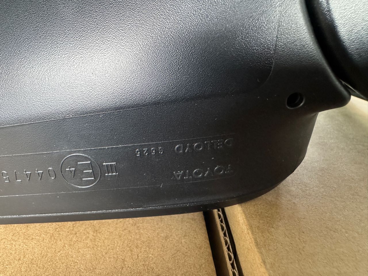 TOYOTA REVO ROCCO ROGUE SIDE MIRROR 7 WIRE RH (NEW) (87910-0KJ31)