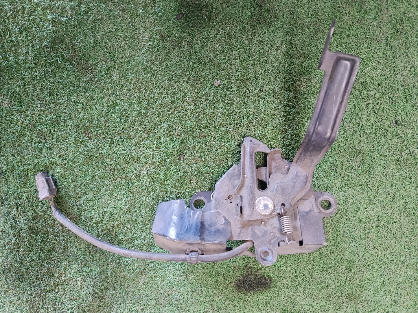 TOYOTA VIOS NCP150/151 2013-2018 FRONT BONNET LOCK (BL00046)