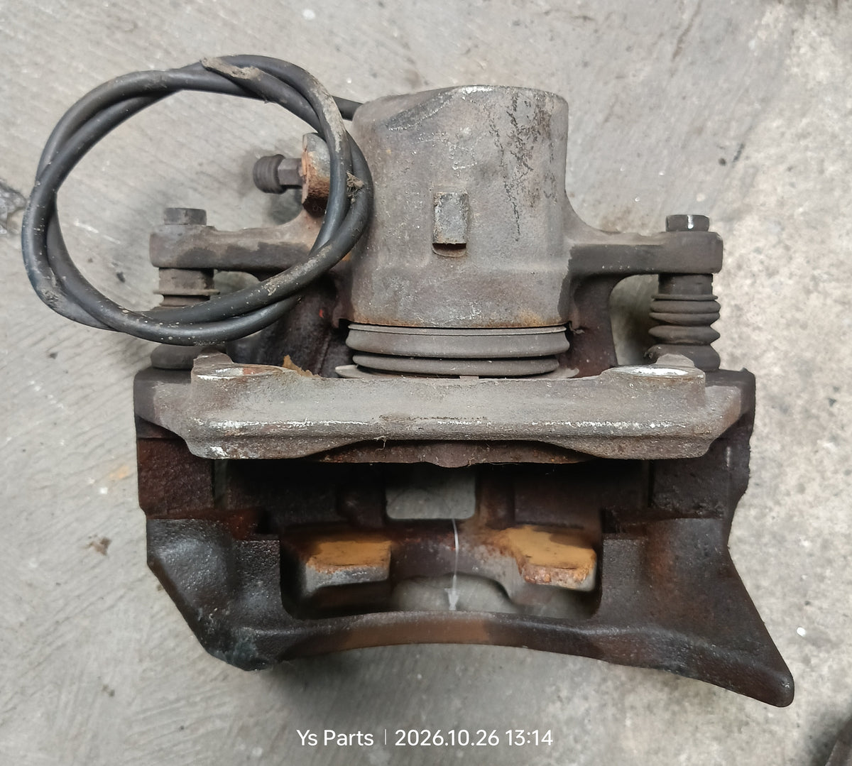 MERCEDES BENZ BRAKE CALIPER LH (BC168)